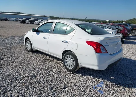 2017 Nissan Versa 1.6 Sv z USA, uszkodzony, nr VIN 3N1CN7AP3HL869311